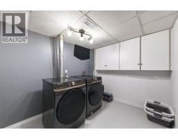 1103 Cardiff Court, Sarnia, ON N7S4B6 Photo 25