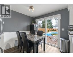 1103 Cardiff Court, Sarnia, ON N7S4B6 Photo 9