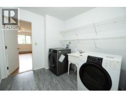 1214 Carole Place, Gibsons, BC V0N1V4 Photo 14