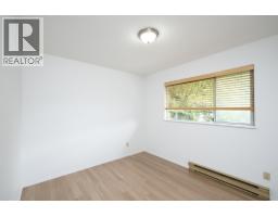 1214 Carole Place, Gibsons, BC V0N1V4 Photo 7
