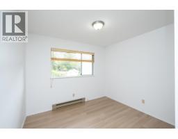 1214 Carole Place, Gibsons, BC V0N1V4 Photo 8