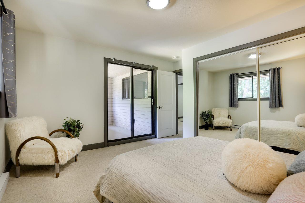 10532 HOLLY PARK LANE, Surrey