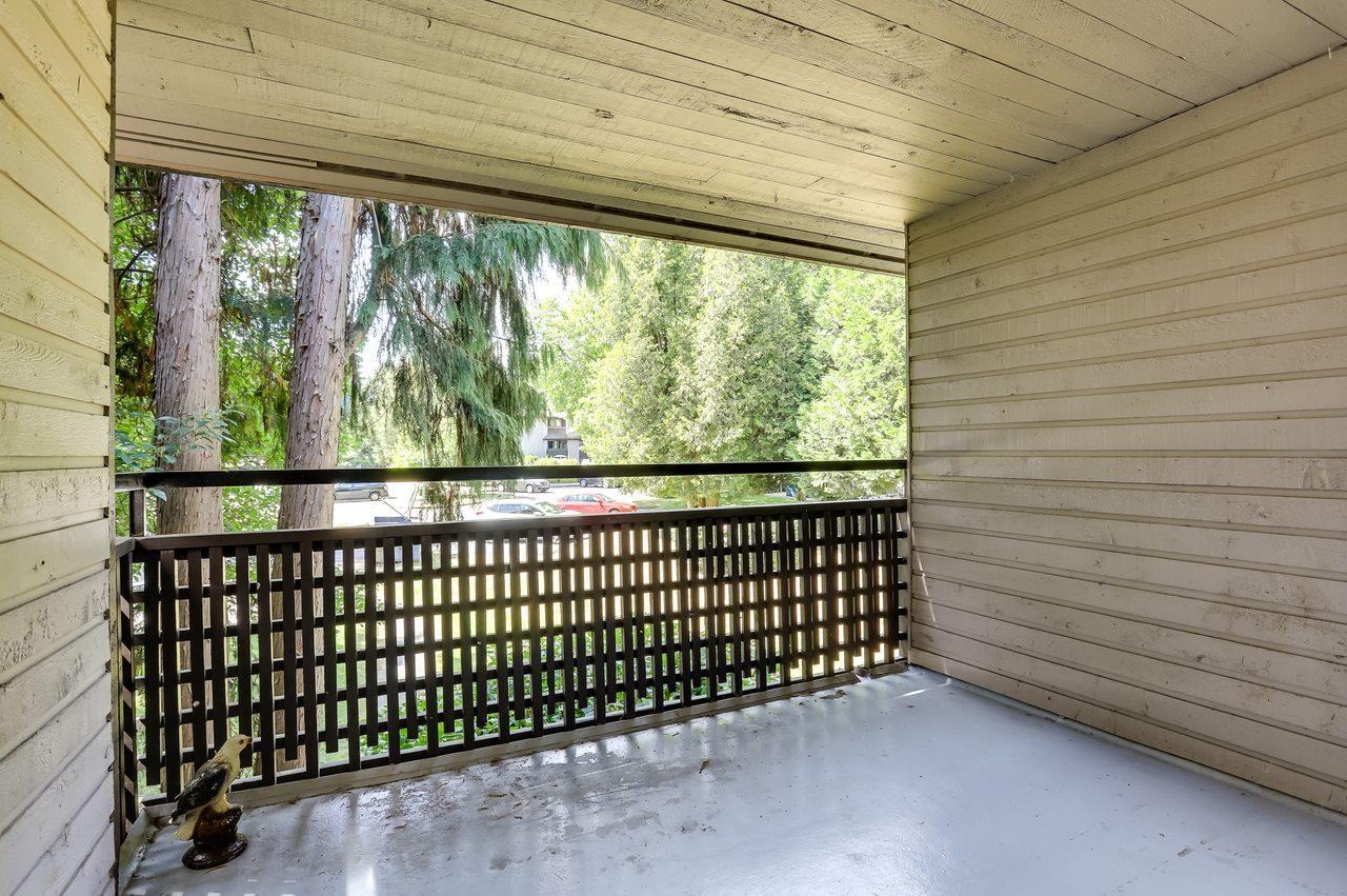 10532 HOLLY PARK LANE, Surrey