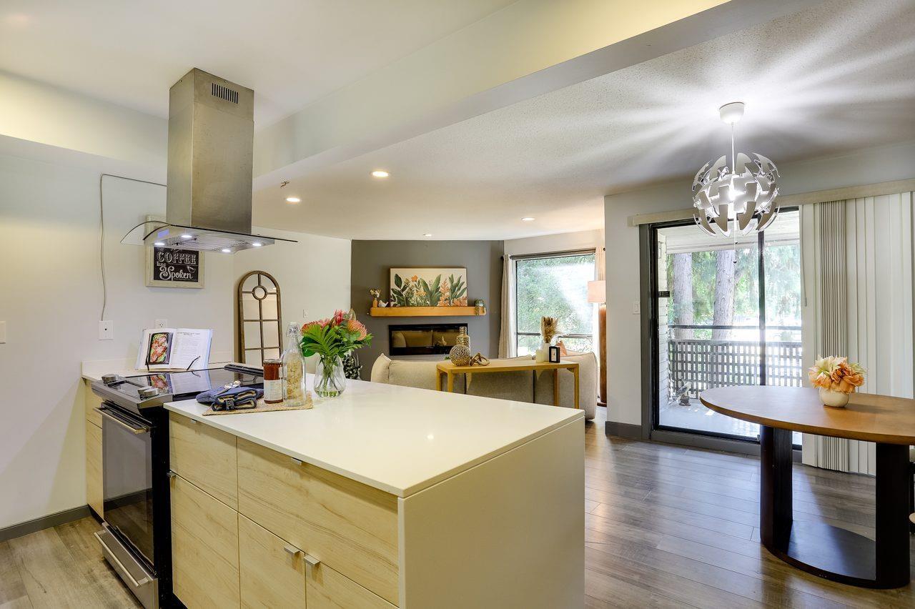 10532 HOLLY PARK LANE, Surrey
