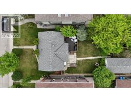 409 29 Avenue Nw, Calgary, AB T2M2M4 Photo 12