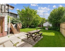 409 29 Avenue Nw, Calgary, AB T2M2M4 Photo 6