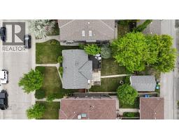 409 29 Avenue Nw, Calgary, AB T2M2M4 Photo 11