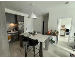 205 14225 103a Avenue, Surrey, BC V3T0T4 Photo 10