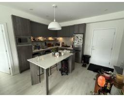 205 14225 103a Avenue, Surrey, BC V3T0T4 Photo 11