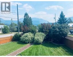 916 13 Street S, Golden, BC V0A1H0 Photo 22