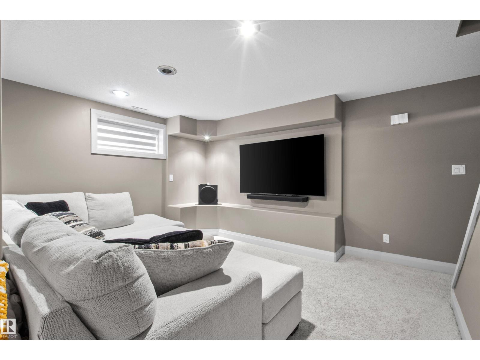 10656 181 AV NW - Image 47