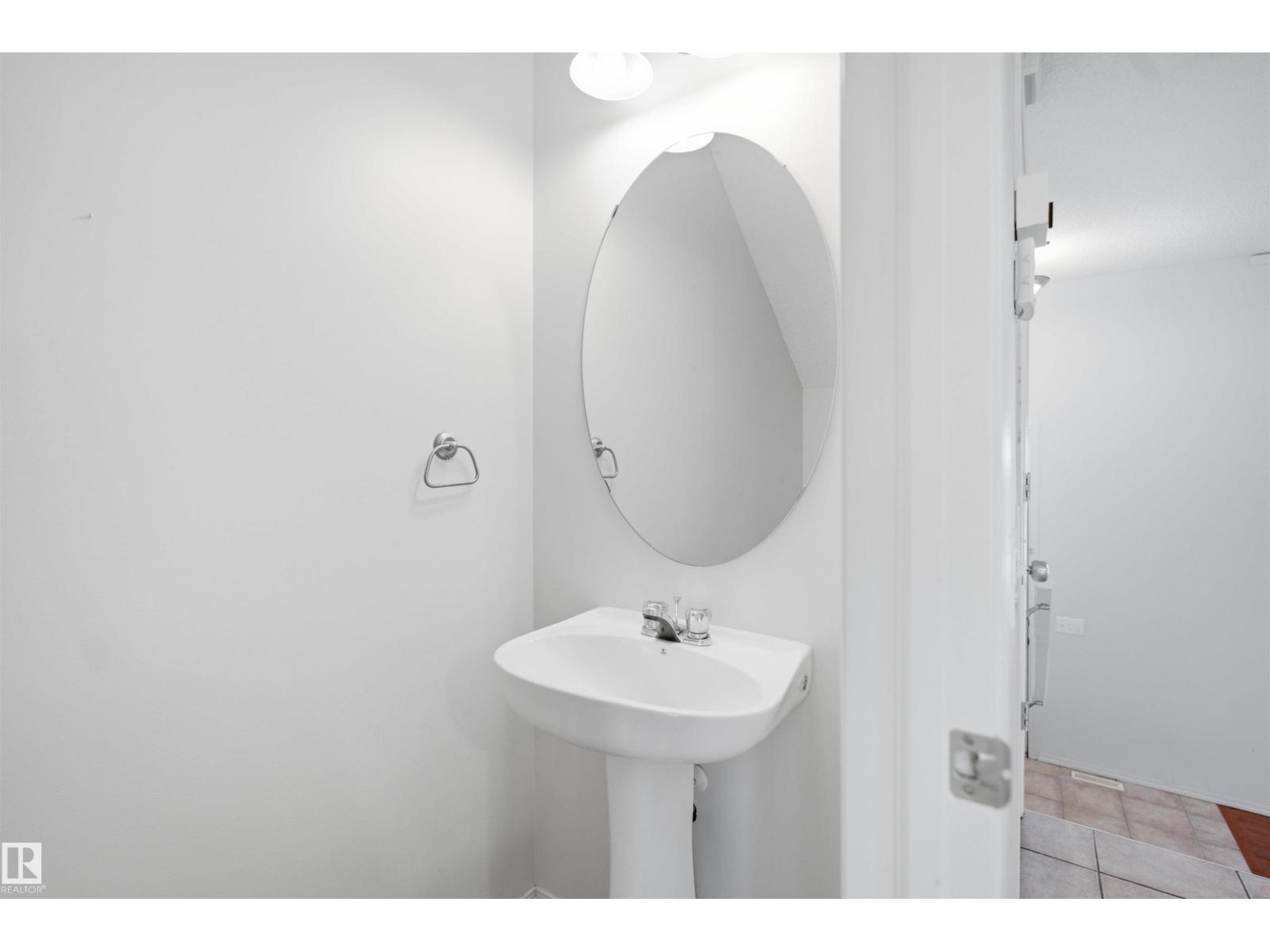 #84 8304 11 AV SW - 13