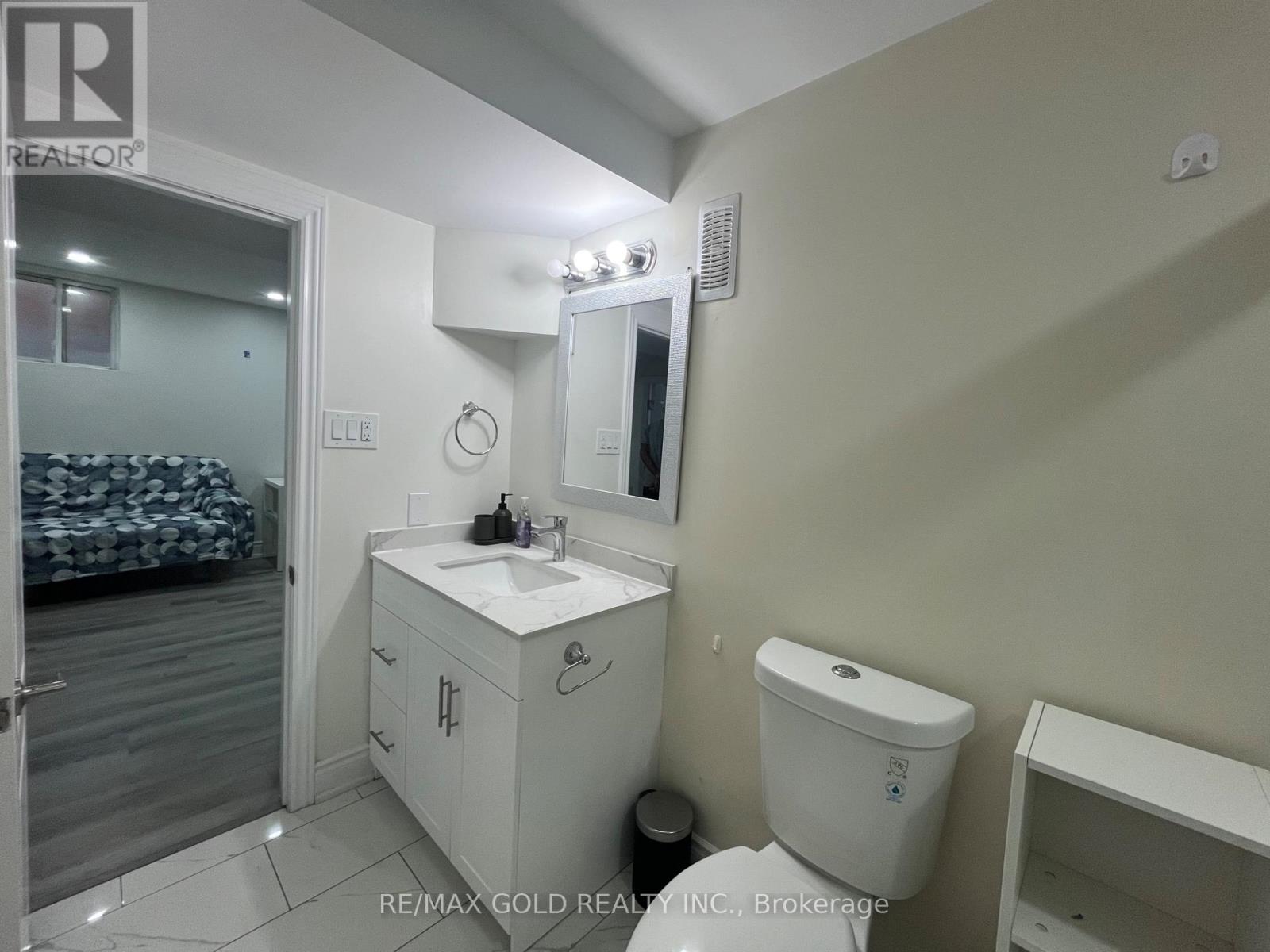 30 MOYNES AVENUE, Toronto (Stonegate-Queensway) — photo 9