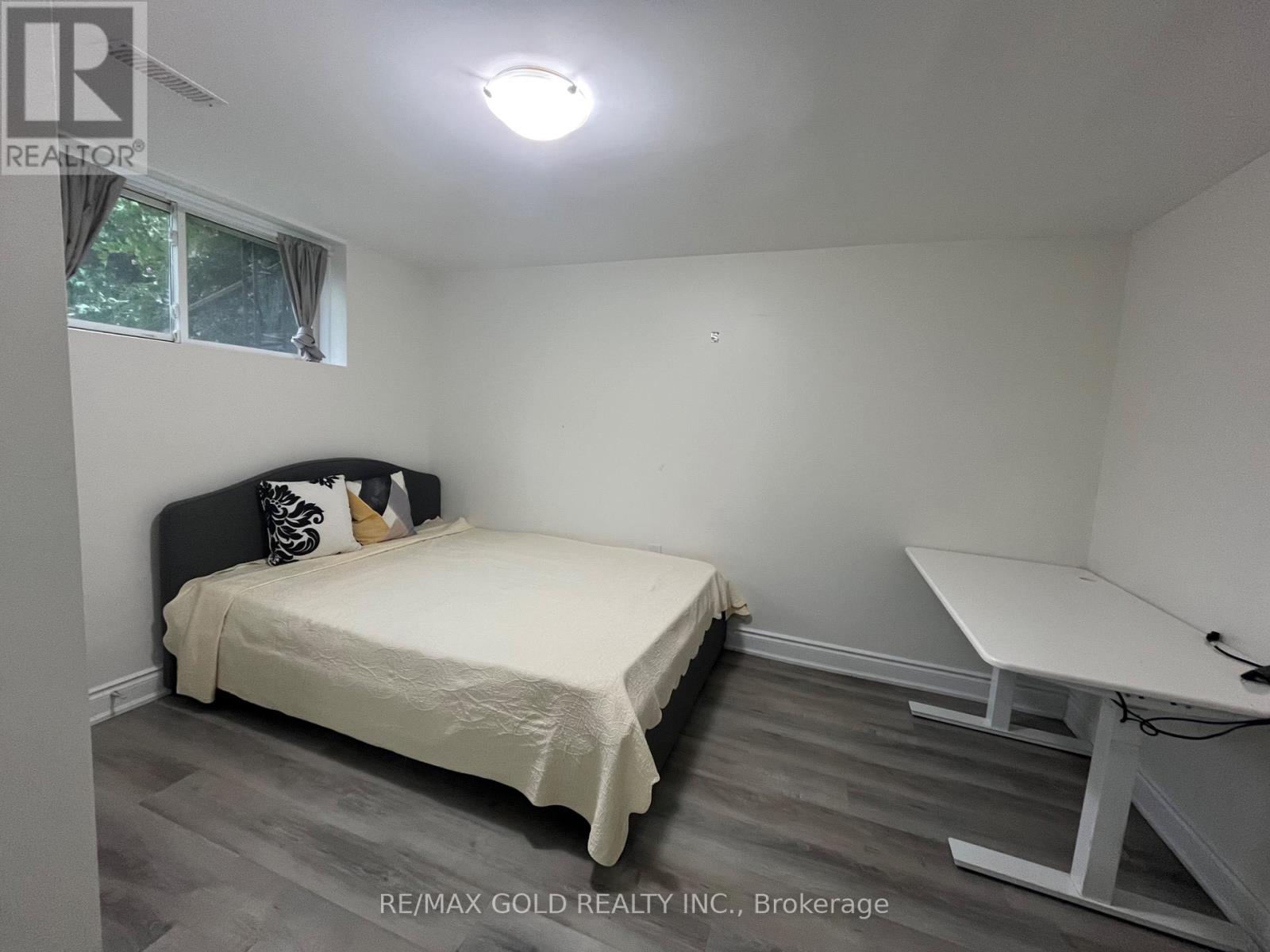 30 MOYNES AVENUE, Toronto (Stonegate-Queensway) — photo 6