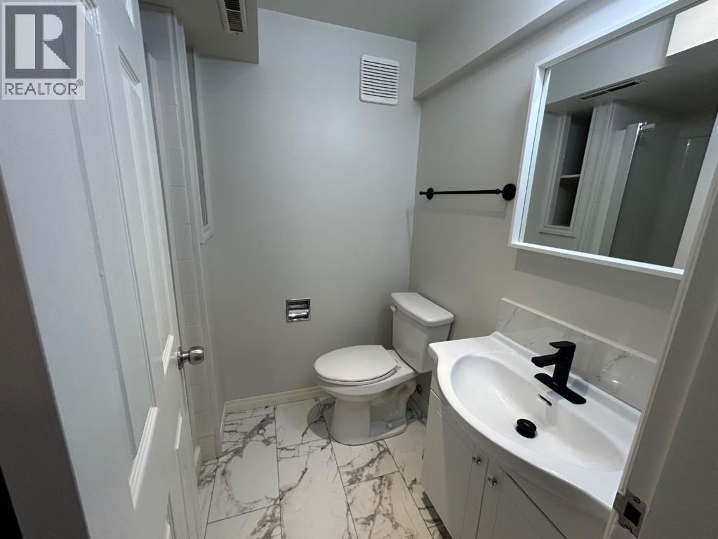 5201 54 Avenue - 26
