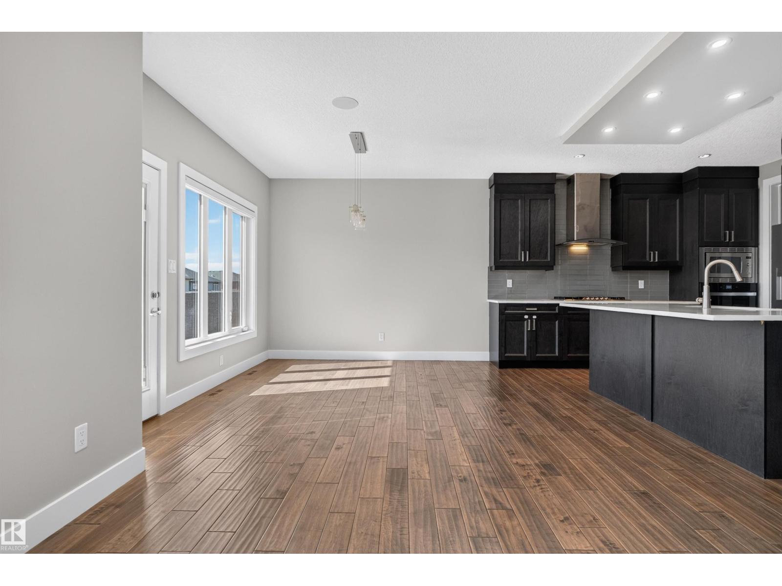 4225 CHARLES CL SW - 27