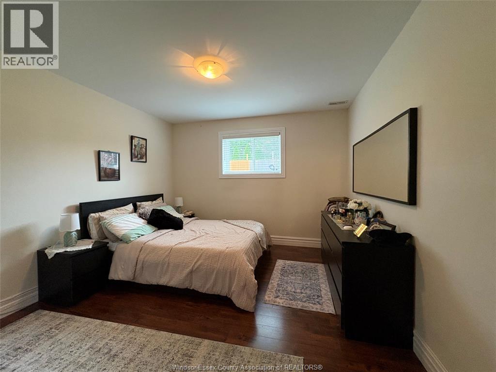 4033 COSENZA STREET, Windsor — photo 8