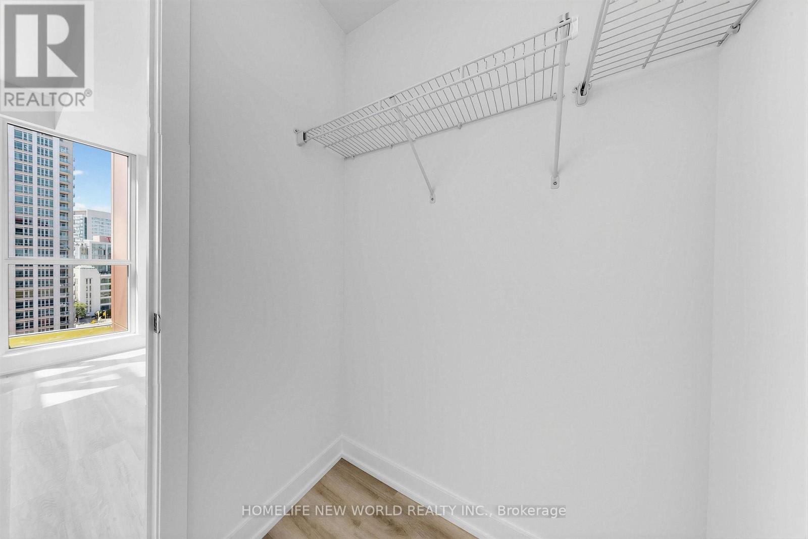 #1508 50 BRUYERES MEWS - 12