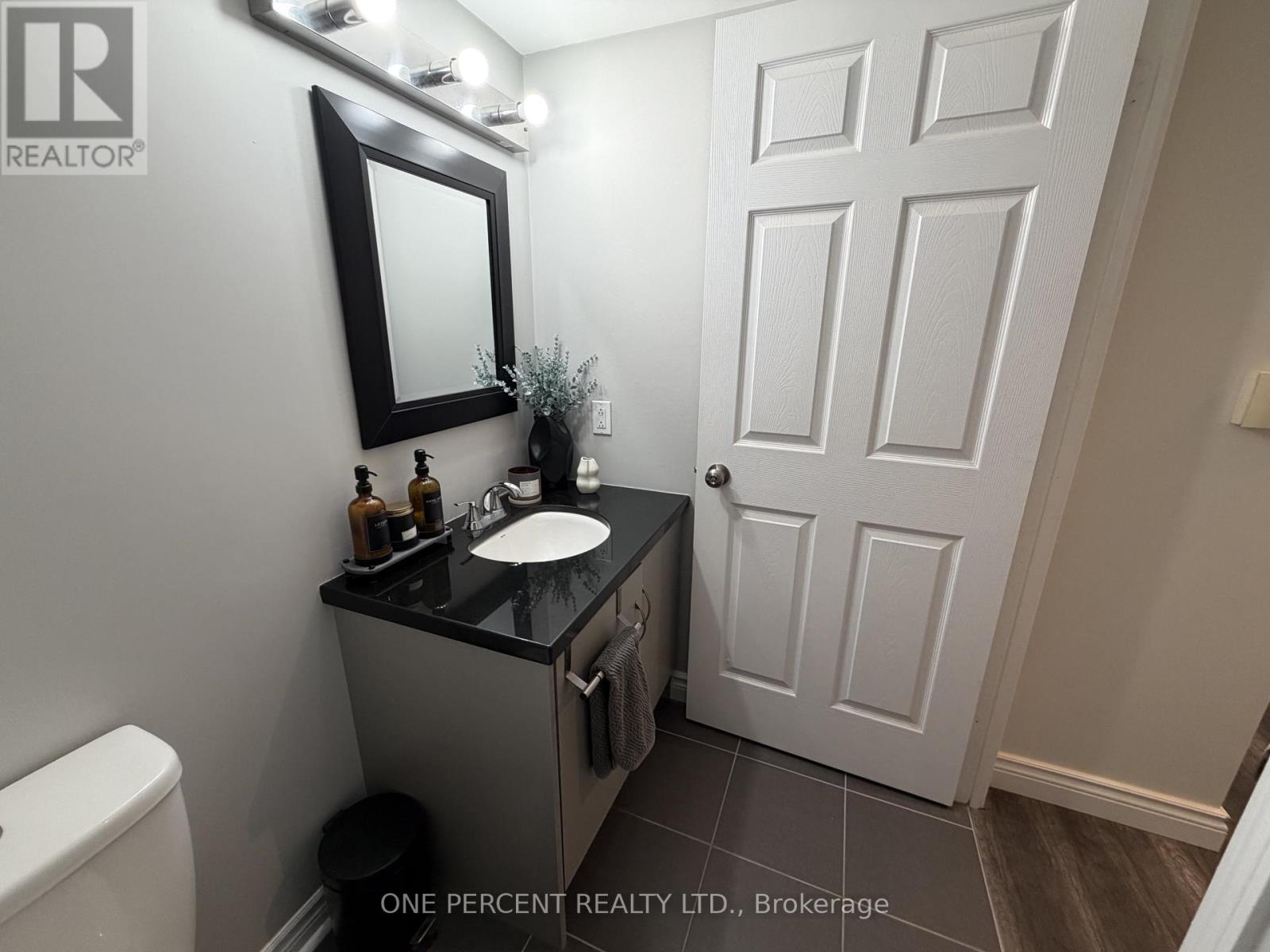 #607 3 ELLESMERE STREET - 6
