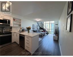 607 - 3 Ellesmere Street, Richmond Hill, ON L4B4N2 Photo 7