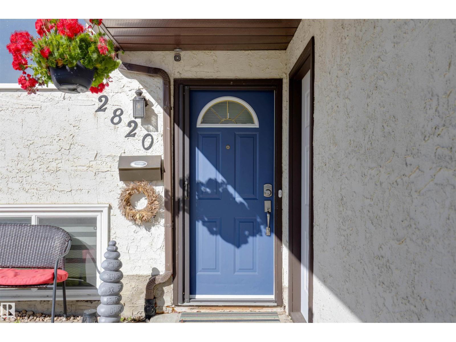 2820 35 ST NW, Edmonton, Alberta, T6L3Y4, Edmonton, Alberta — photo 4 of 5