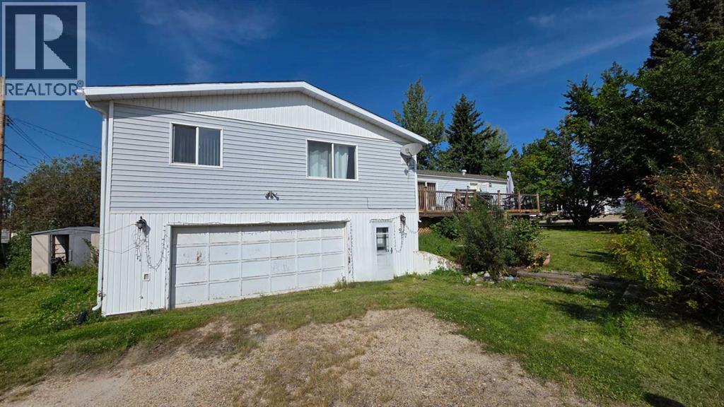 517 3rd Avenue, Fox Creek, Alberta, T0H1P0