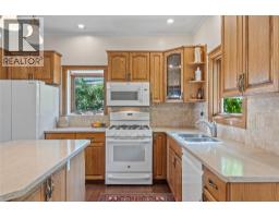 Foyer - 219 St Paul Street W, Kamloops, BC V2C1G2 Photo 13