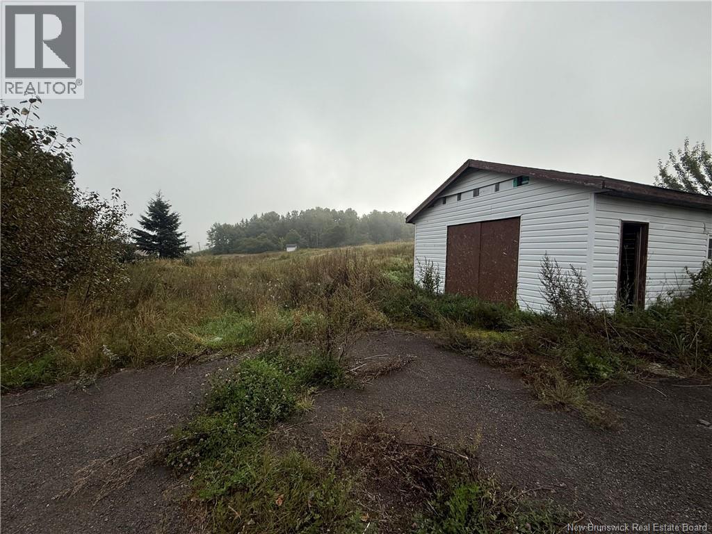 9 McAbbie-Bye Road, Balmoral, New Brunswick, E8E1K9, Balmoral, New Brunswick — photo 3 of 5