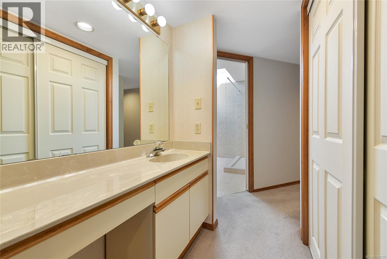 4404 Meadowood Pl - 13