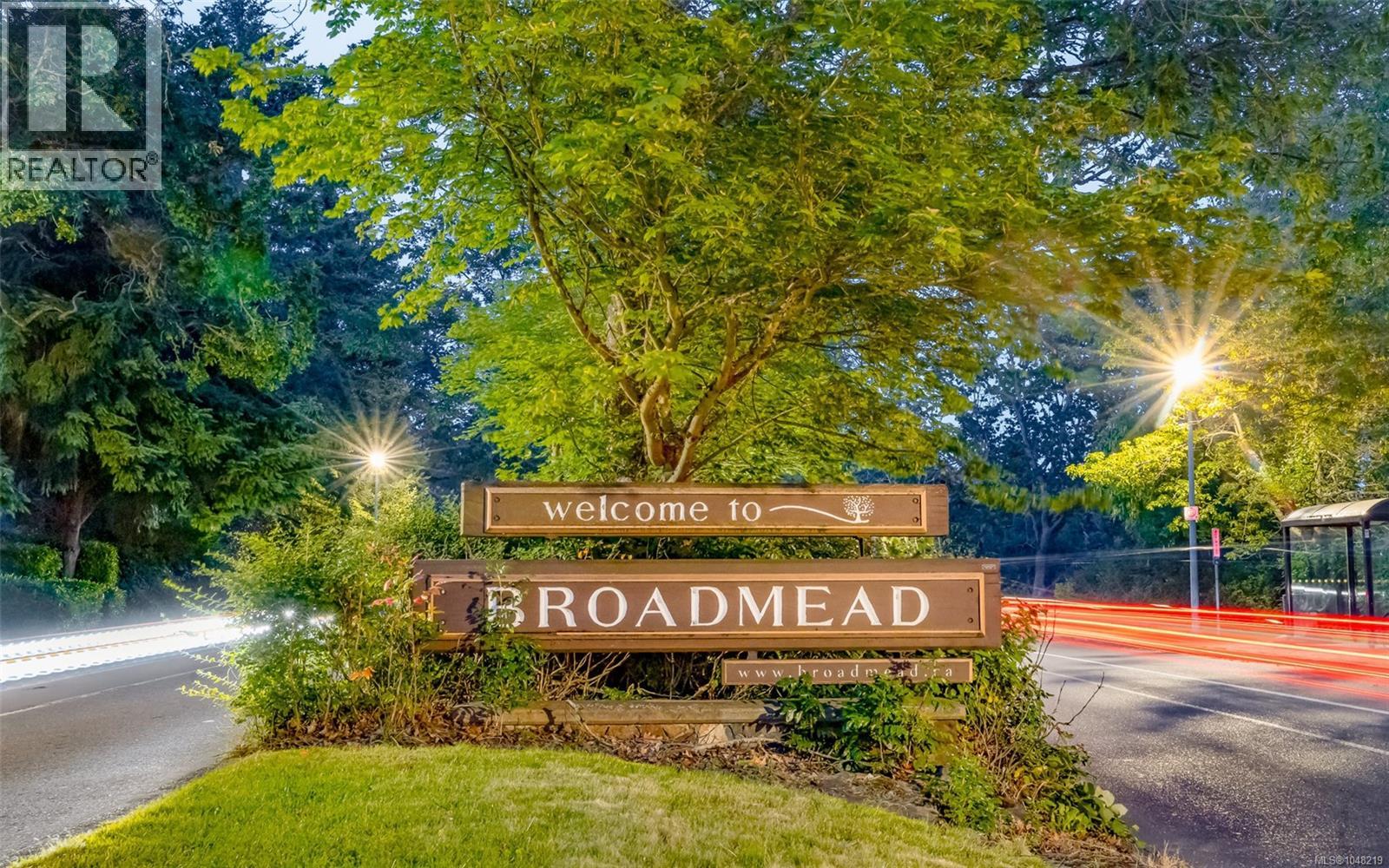  4404 Meadowood Place, Saanich