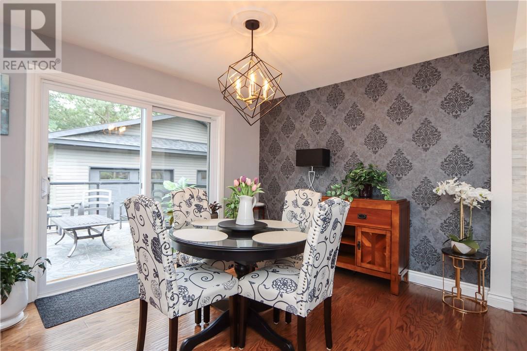 672 Lake Point Court - 11