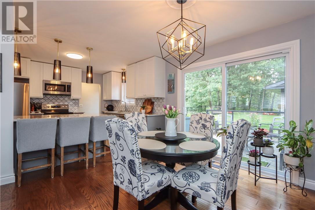 672 Lake Point Court - 12