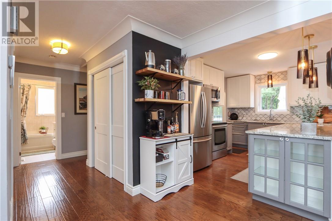 672 Lake Point Court - 21
