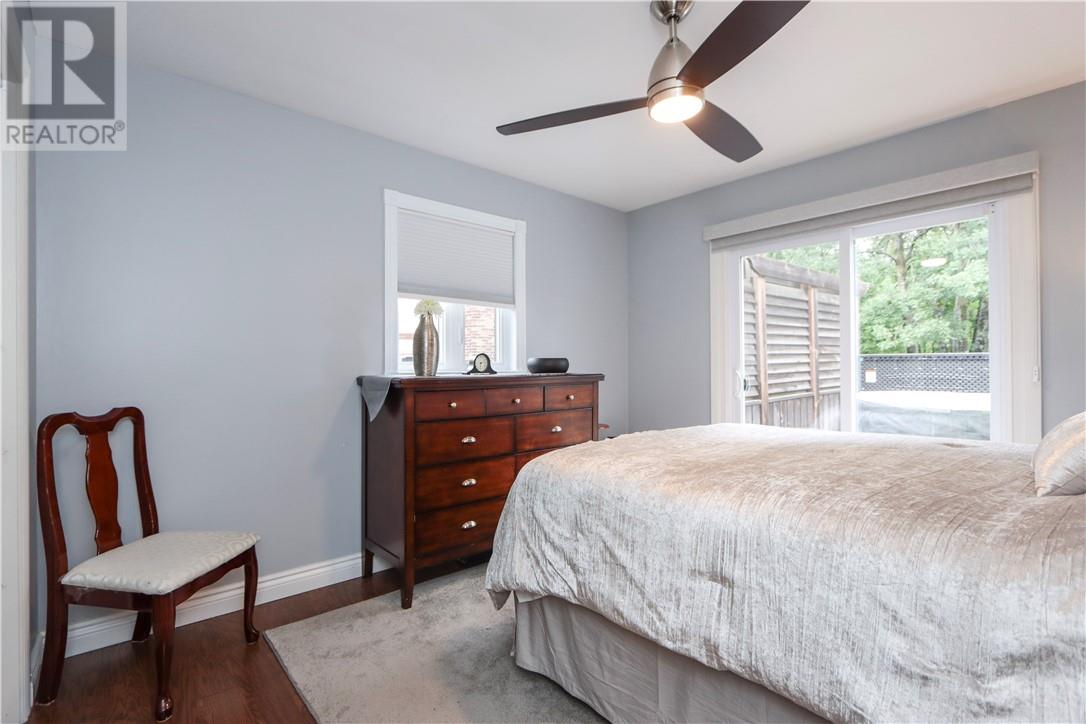 672 Lake Point Court - 33