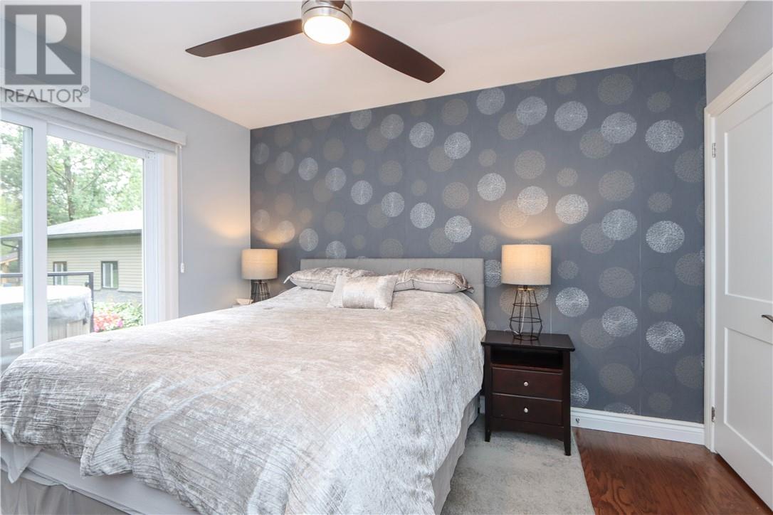672 Lake Point Court - Image 34