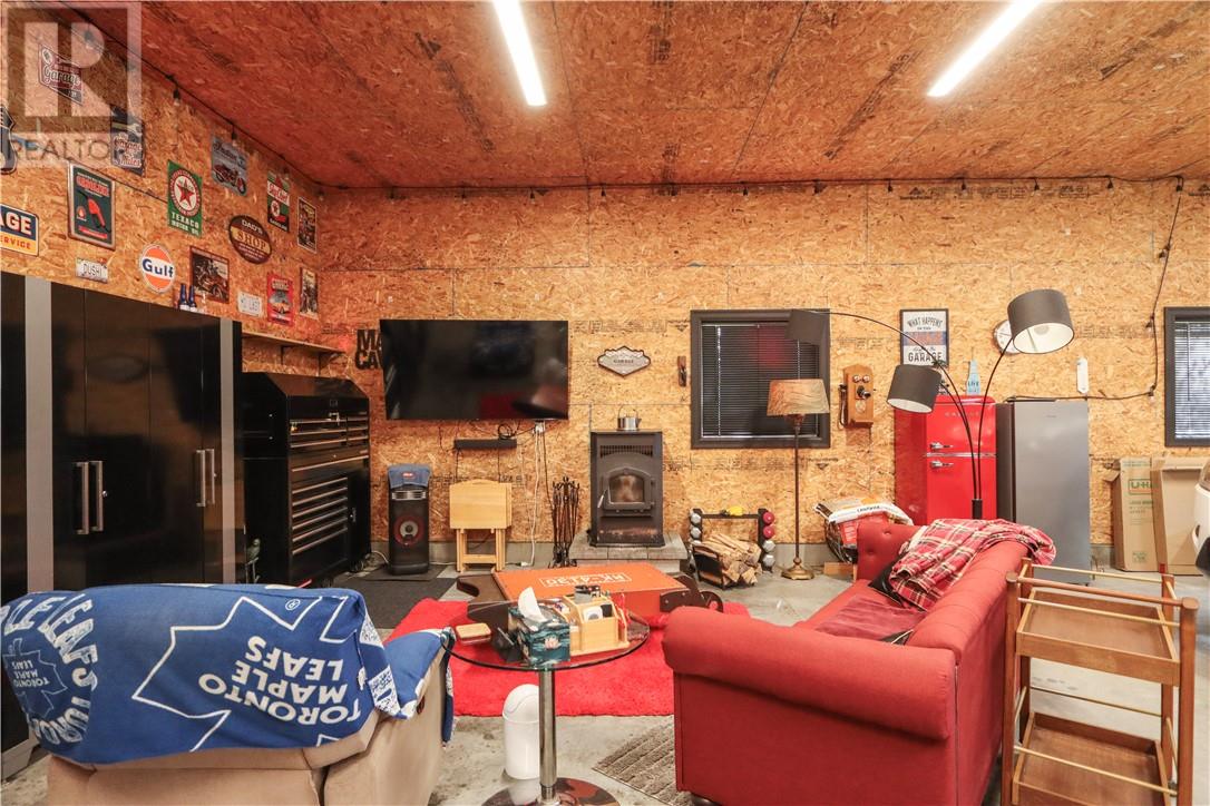 672 Lake Point Court - 54