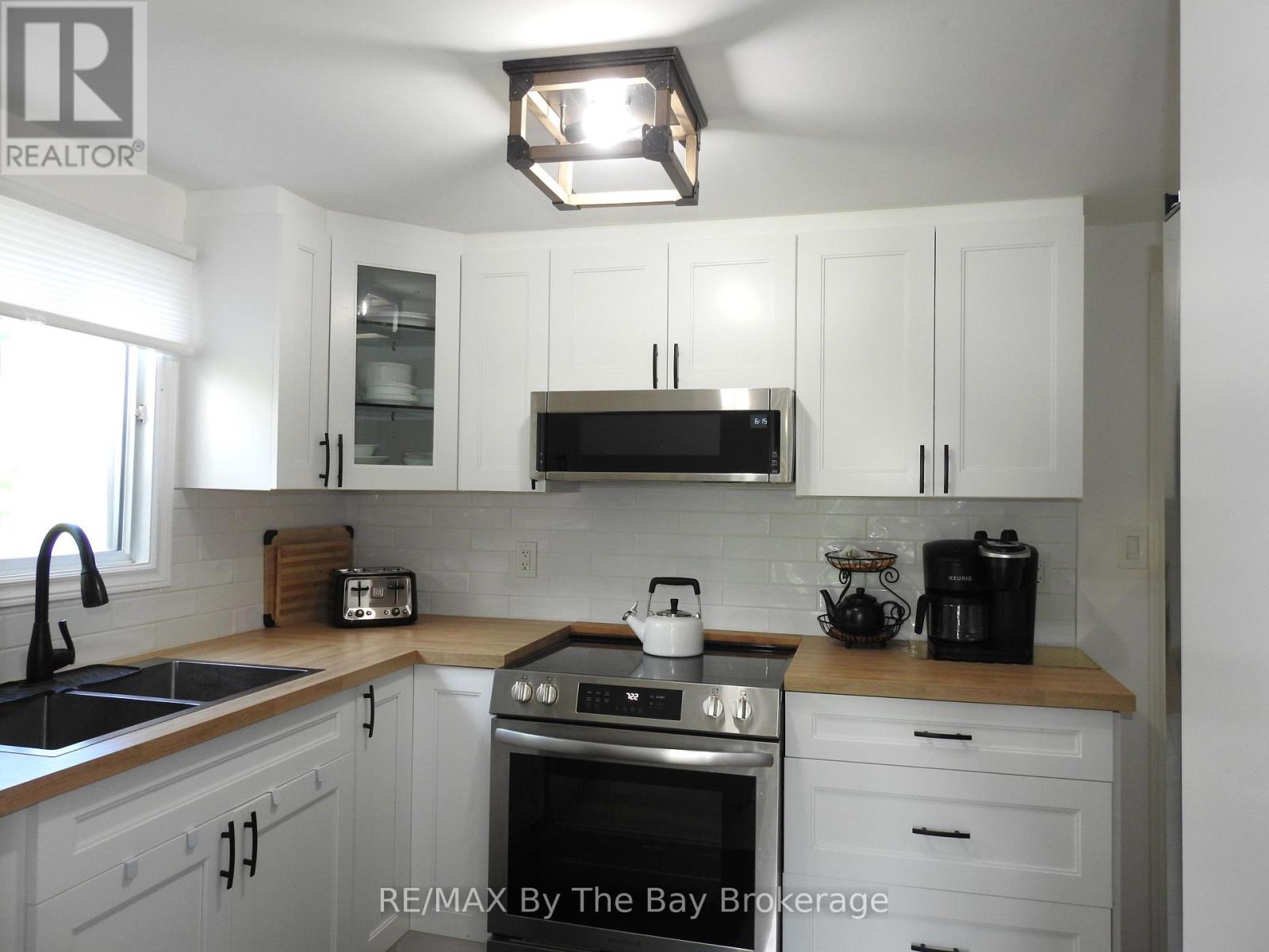 1345 MOSLEY STREET, Wasaga Beach — photo 4