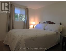 1345 Mosley Street, Wasaga Beach, ON L9Z2C7 Photo 7