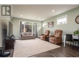 172 Hooper Street, St  Marys, ON N4X0C1 Photo 15