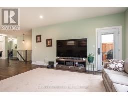 172 Hooper Street, St  Marys, ON N4X0C1 Photo 16