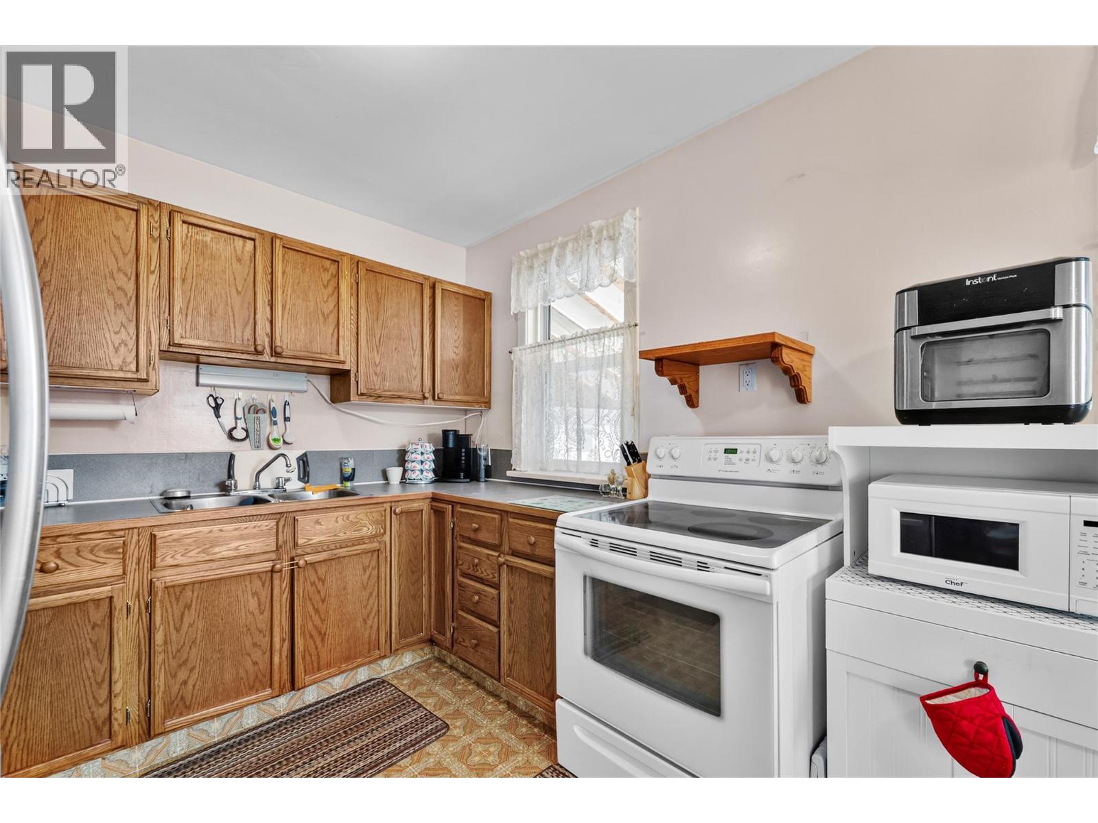 1887 Granite Avenue - 13