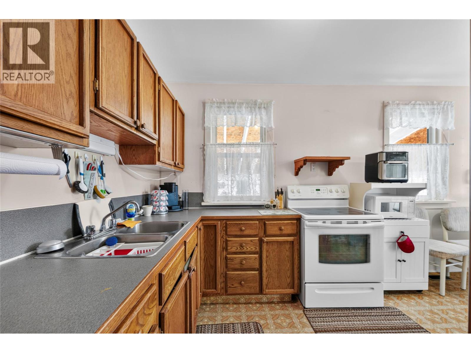 1887 Granite Avenue - Image 14