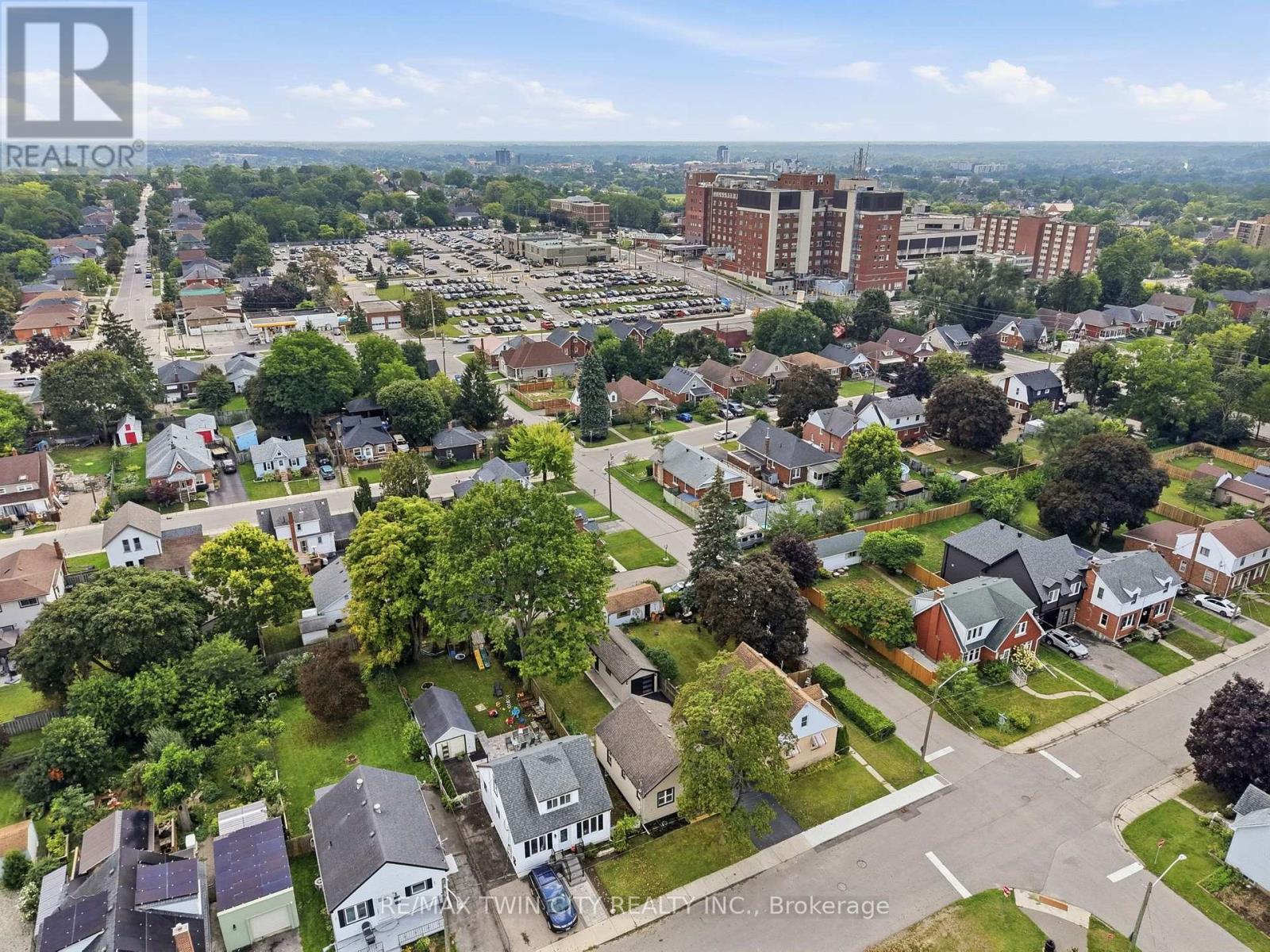 77 ABIGAIL AVENUE - Image 33