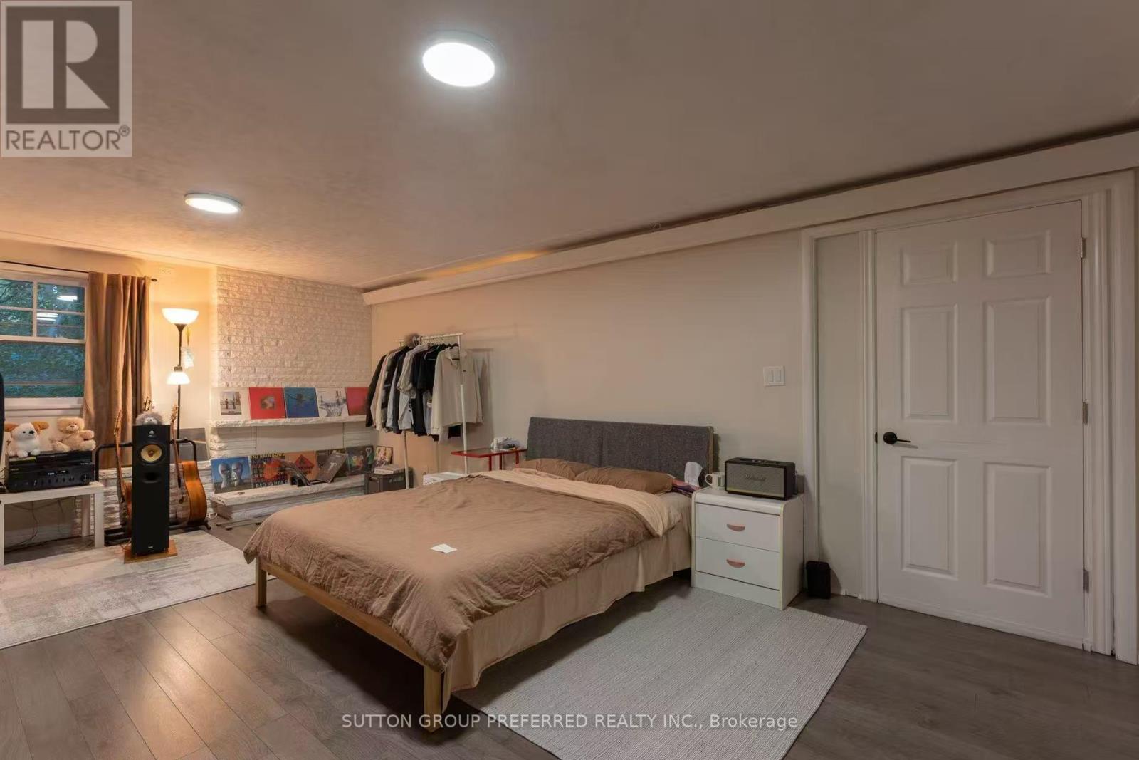 2 RUSKIN COURT - Image 13