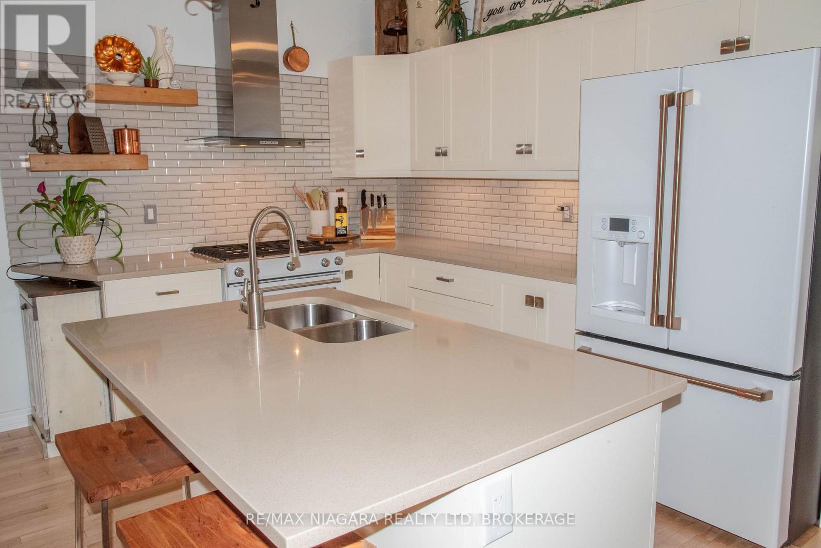 436 RIDGEWAY ROAD - 9