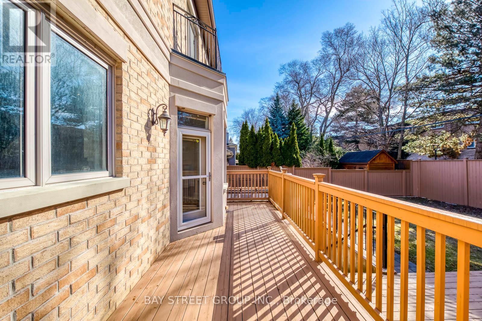 39 FOXWARREN DRIVE - 45