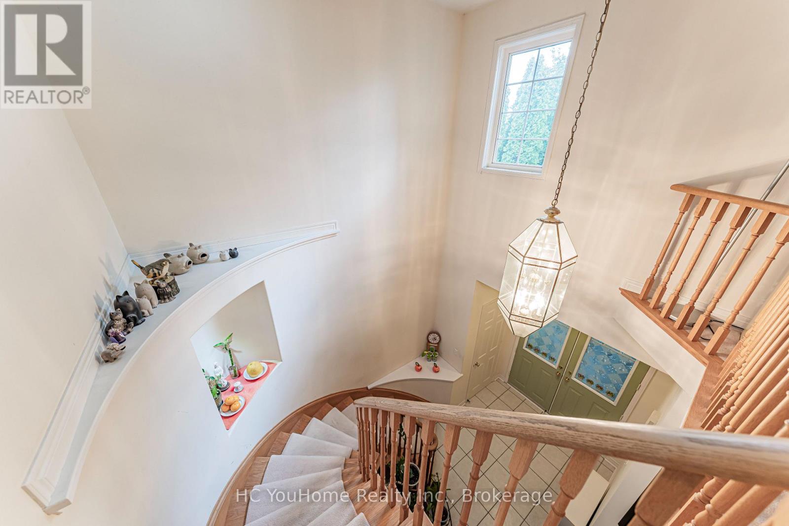 8 BRIAR PATH LANE - 18