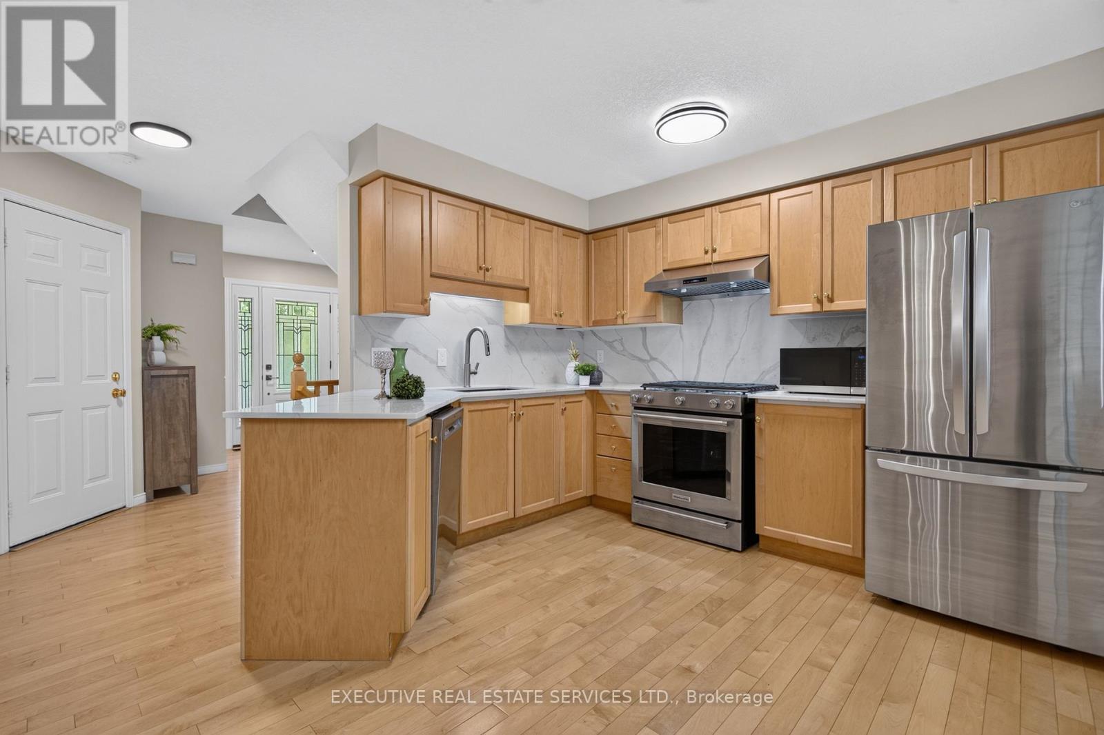 427 BEAVER CREEK ROAD - Image 13