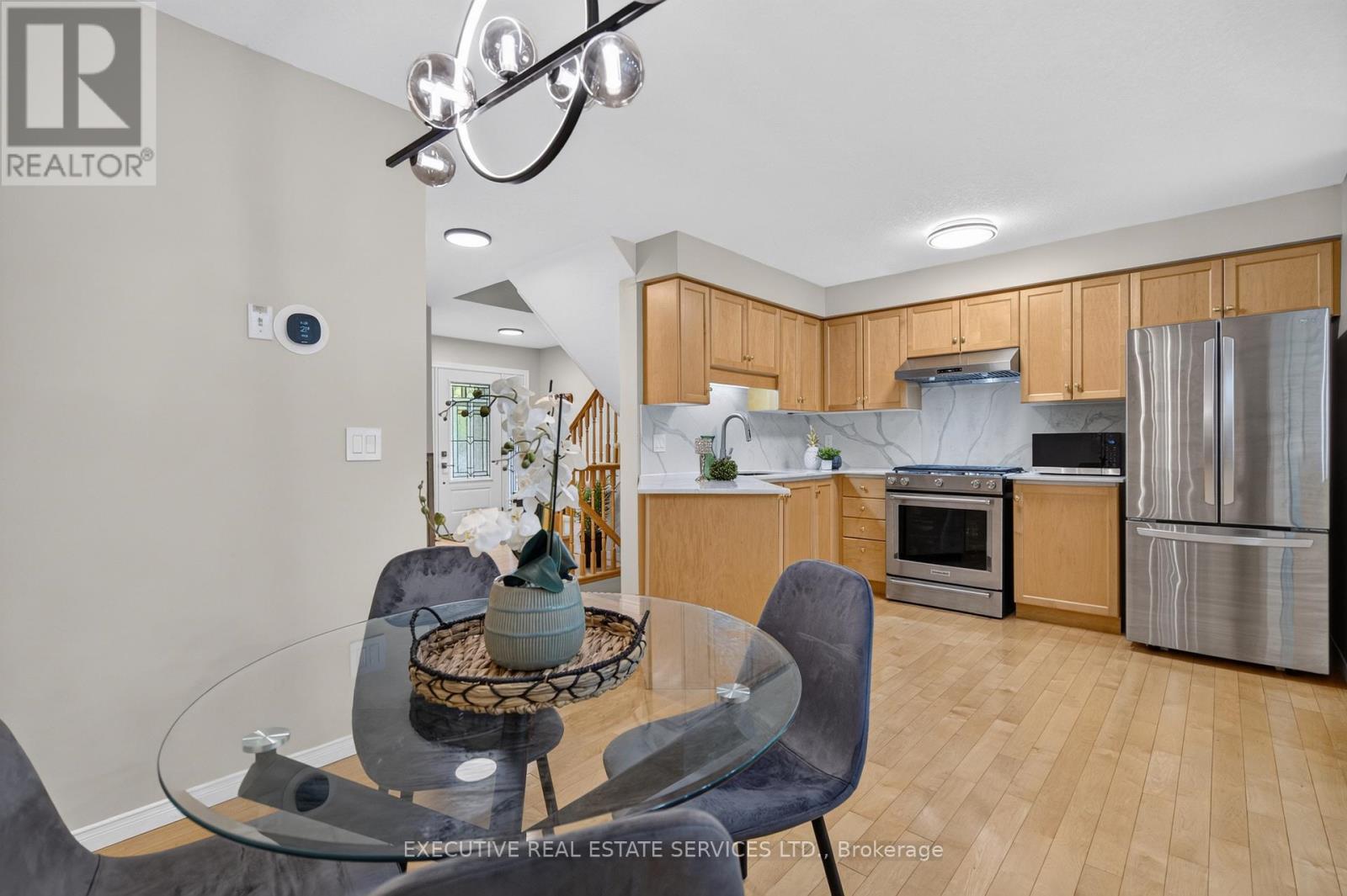 427 BEAVER CREEK ROAD - Image 18