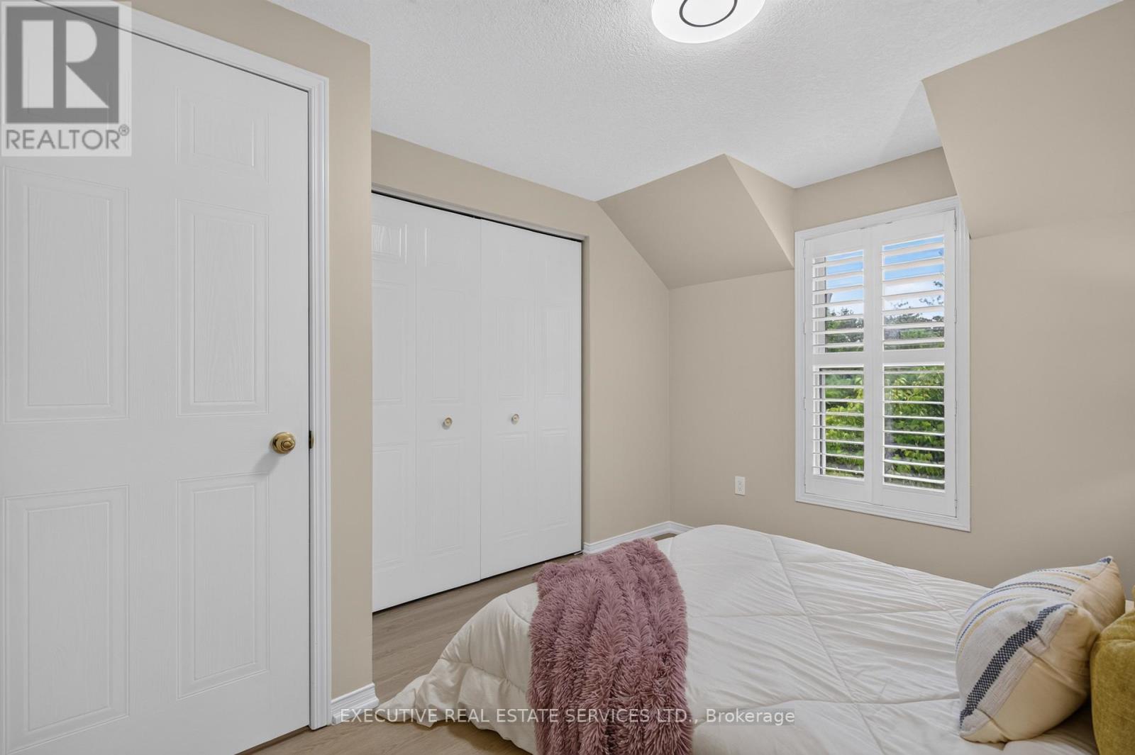 427 BEAVER CREEK ROAD - Image 42